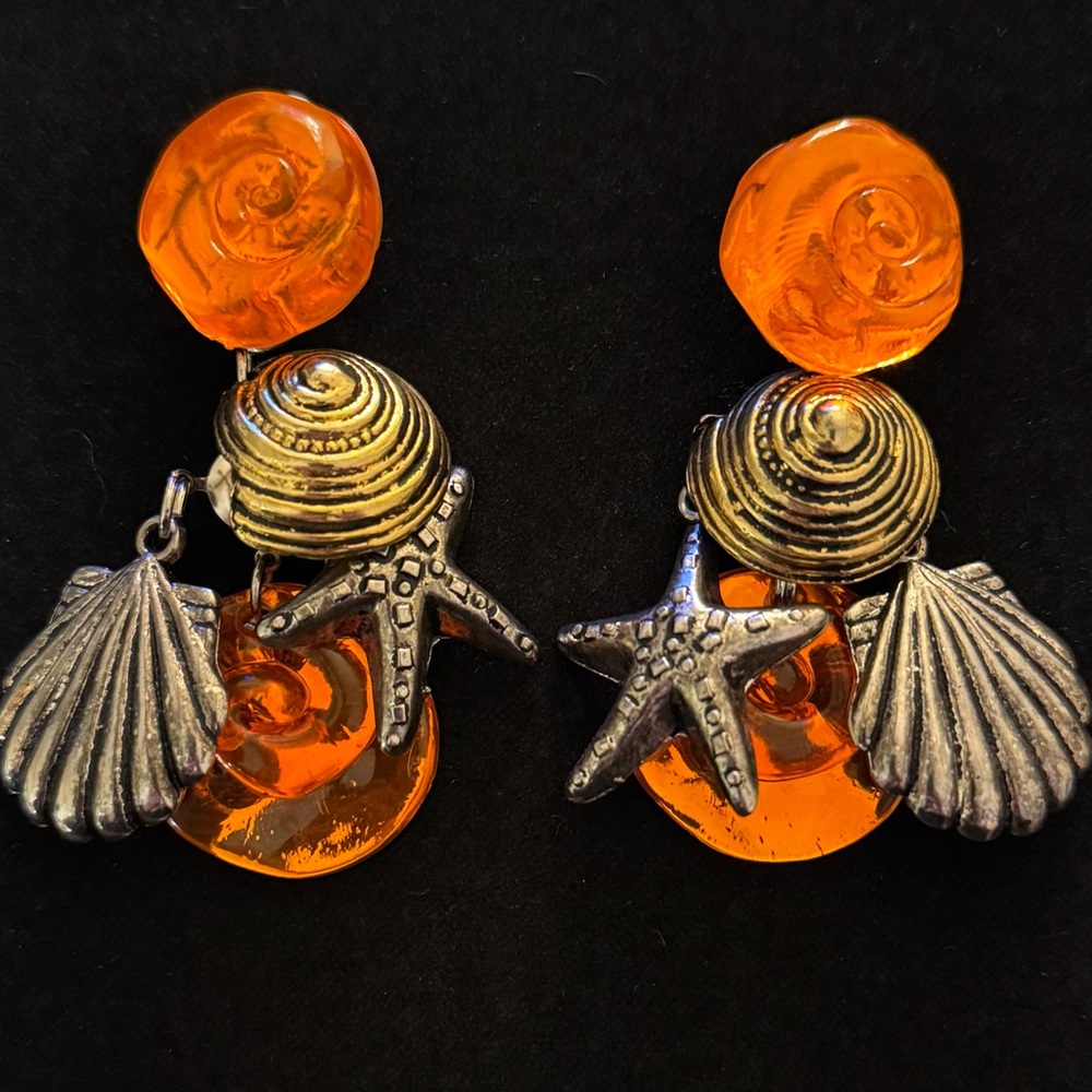 VTG Gorgeous Shell Starfish Earrings - Picture 5 of 8